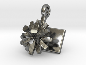 Pendant with one small flower of the Chicory in Polished Silver