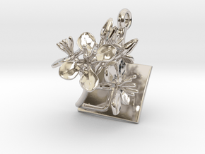 Pendant with four small flowers of the Radish in Rhodium Plated Brass