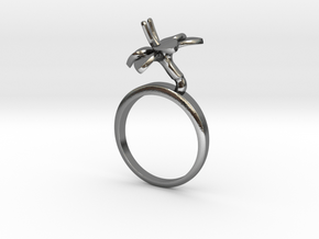 Ring with one small flower of the Amaryllis in Polished Silver: 7.25 / 54.625