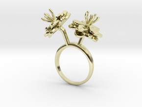 Ring with two small flowers of the Anemone L in 14k Gold Plated Brass: 7.75 / 55.875