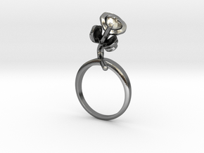 Ring with one small flower of the Bean in Polished Silver: 7.25 / 54.625