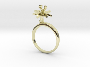 Ring with one small flower of the Chicory in 14k Gold Plated Brass: 7.75 / 55.875
