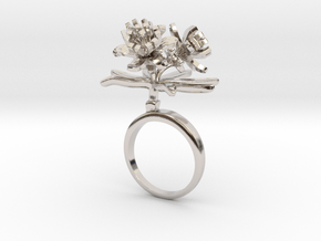 Ring with three small flowers of the Choisya in Rhodium Plated Brass: 5.75 / 50.875