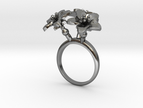 Ring with three small flowers of the Melon in Polished Silver: 7.25 / 54.625
