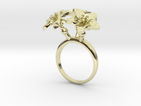 Ring with three small flowers of the Melon in 14k Gold Plated Brass: 7.75 / 55.875