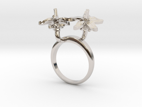 Ring with two small flowers of the Tomato L in Rhodium Plated Brass: 5.75 / 50.875