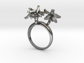 Ring with three small flowers of the Tomato in Polished Silver: 7.25 / 54.625