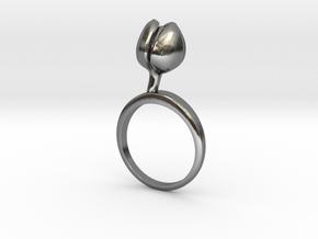 Ring with one small closed flower of the Tulip in Polished Silver: 7.25 / 54.625