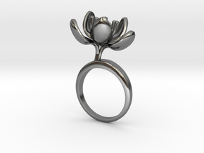Ring with one small open flower of the Tulip in Polished Silver: 5.75 / 50.875