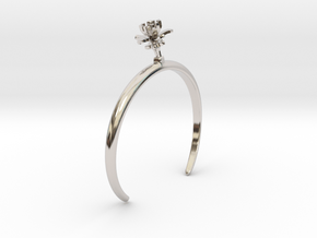 Bracelet with one small flower of the Choisya in Rhodium Plated Brass: Extra Small