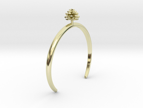 Bracelet with one small flower of the Dhalia in 14k Gold Plated Brass: Large