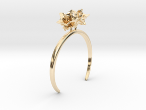 Bracelet with two small flowers in the Potato in 14k Gold Plated Brass: Medium