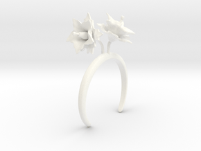 Bracelet with two large flowers of the Potato R in White Processed Versatile Plastic: Medium
