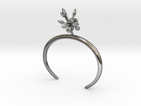 Bracelet with two small flowers of the Radish R in Polished Silver: Extra Small