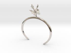 Bracelet with two small flowers of the Radish R in Rhodium Plated Brass: Small