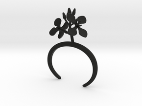 Bracelet with two large flowers of the Radish R in Black Natural Versatile Plastic: Extra Small