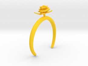 Bracelet with one large flower of the Rose I in Yellow Processed Versatile Plastic: Medium