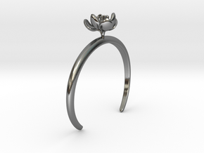 Bracelet with one small open flower of the Tulip in Polished Silver: Extra Small