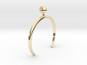 Bracelet with one small closed flower of the Tulip in 14k Gold Plated Brass: Extra Small