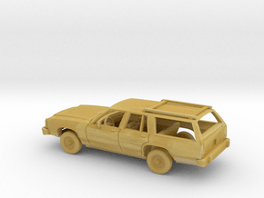 1/160 1979-87 Ford Crown Vic Station Wagon w Rack in Tan Fine Detail Plastic