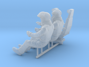 SPACE 2999 1/24 PILOTS W HEAD ON HELMETS W SEATS  in Clear Ultra Fine Detail Plastic