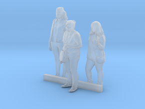 HO Scale Standing Women 7 in Clear Ultra Fine Detail Plastic