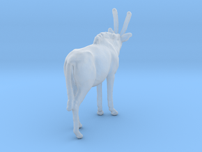 Sable Antelope 1:87 Standing Female 1 in Clear Ultra Fine Detail Plastic