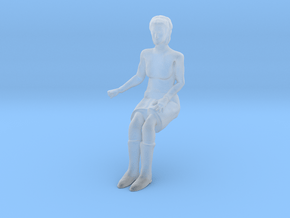 Land of the Giants - 1.35 - Betty Seated in Clear Ultra Fine Detail Plastic