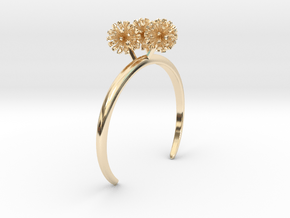 Bracelet with three small flowers of the Garlic in 14k Gold Plated Brass: Small