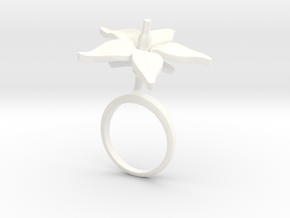 Ring with one large flower of the Tomato in White Processed Versatile Plastic: 7.25 / 54.625