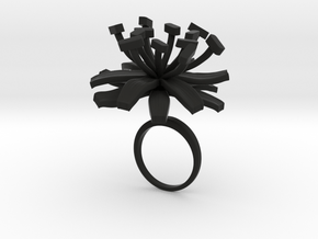 Ring with one large flower of the Chicory in Black Natural Versatile Plastic: 7.25 / 54.625