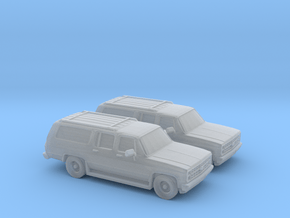 1/160 2X 1986 Chevrolet Suburban in Clear Ultra Fine Detail Plastic