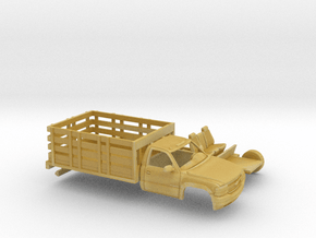 1/87 1999-02 Chevy Silverado RegCab Stakebed Kit in Tan Fine Detail Plastic