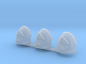 Bloodied Dragons Gravus shoulder pads R #1 in Clear Ultra Fine Detail Plastic