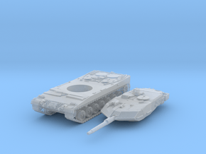 1/144 German Leopard 2A5 Main Battle Tank (Custom) in Clear Ultra Fine Detail Plastic