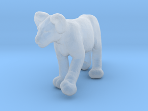 Lion 1:87 Walking Cub in Clear Ultra Fine Detail Plastic