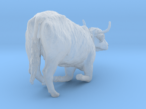 Highland Cattle 1:32 Female lying down in Clear Ultra Fine Detail Plastic
