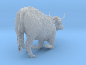 Highland Cattle 1:20 Female lying down in Clear Ultra Fine Detail Plastic
