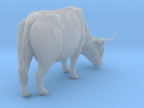 Highland Cattle 1:20 Grazing Female 2 in Clear Ultra Fine Detail Plastic