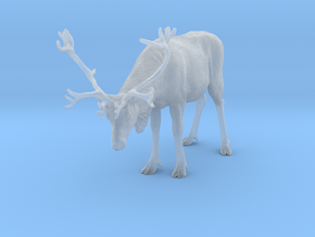 Reindeer 1:25 Standing Female 1 in Clear Ultra Fine Detail Plastic