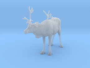 Reindeer 1:22 Standing Female 2 in Clear Ultra Fine Detail Plastic