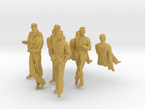 1-24 Man In Suit V1 in Tan Fine Detail Plastic