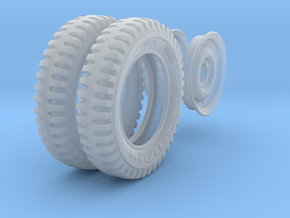 1-24 Tire And Rim 700x16 in Clear Ultra Fine Detail Plastic
