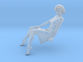 Lady sitting-015 scale 1/24 Passed in Clear Ultra Fine Detail Plastic