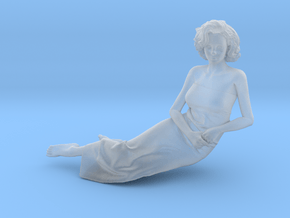 Lady sitting-006 scale 1/24 Passed in Clear Ultra Fine Detail Plastic