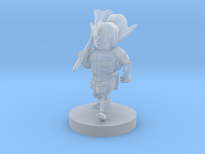 Gnome Female Fighter with Mace in Clear Ultra Fine Detail Plastic