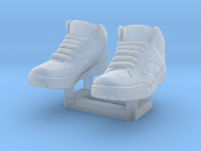 1/24 scale sneaker shoes A x 1 pair in Clear Ultra Fine Detail Plastic