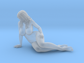 1/35 scale nude beach girl posing figure E in Clear Ultra Fine Detail Plastic