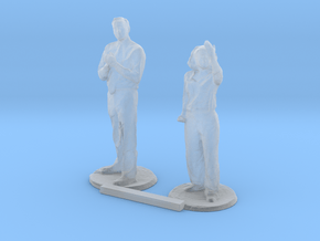 O Scale People Standing 3 in Clear Ultra Fine Detail Plastic
