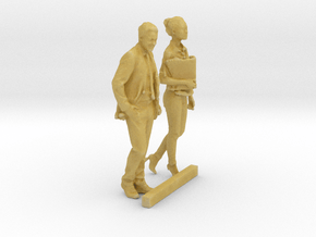 HO Scale Walking Man & Woman in Tan Fine Detail Plastic